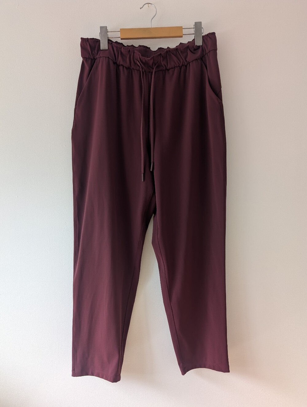 Lululemon Keep Moving Pant 7/8 High Rise Luxtreme Burgundy Athleisure Golf 12